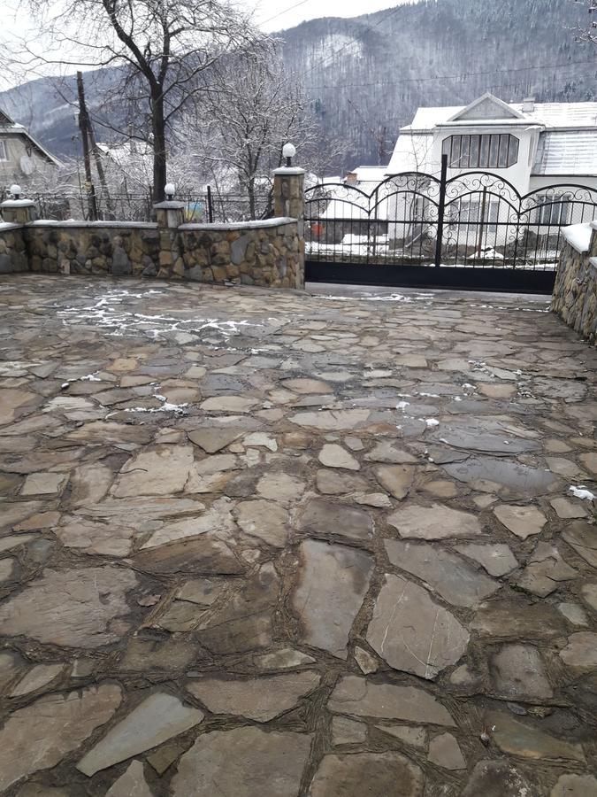 Sadyba Ellada Jaremtsche Exterior foto